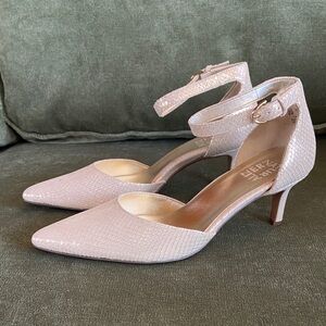 Naturalizer Subtle Gold Shimmer Textured Pointed-Toe Ankle-Strap Heels